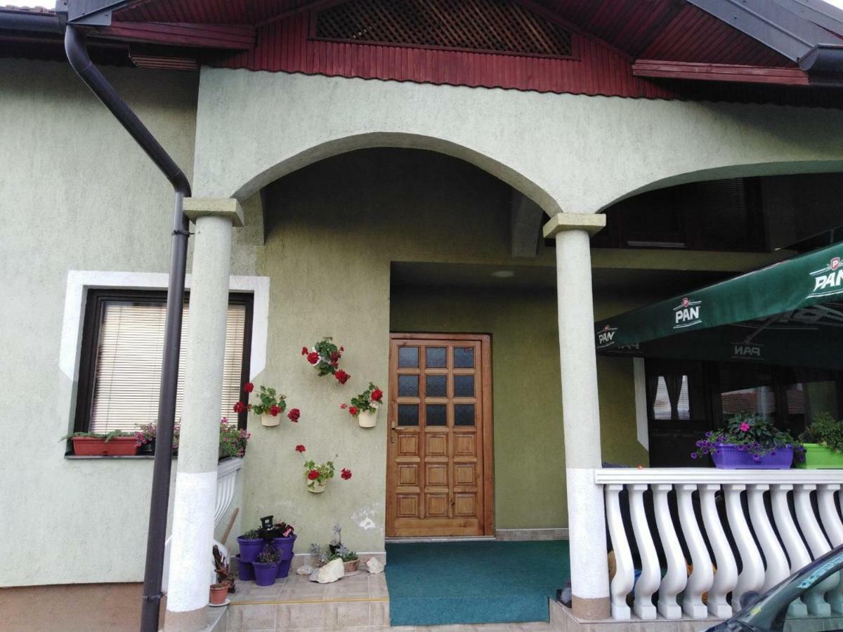 Sobe Majda Hotel Visoko Ngoại thất bức ảnh